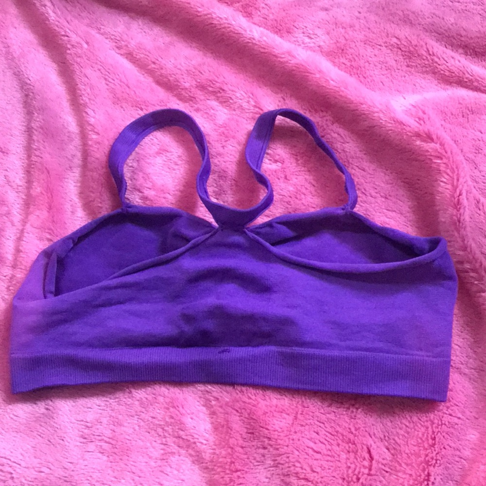 Sports bra - Picture 2 of 2